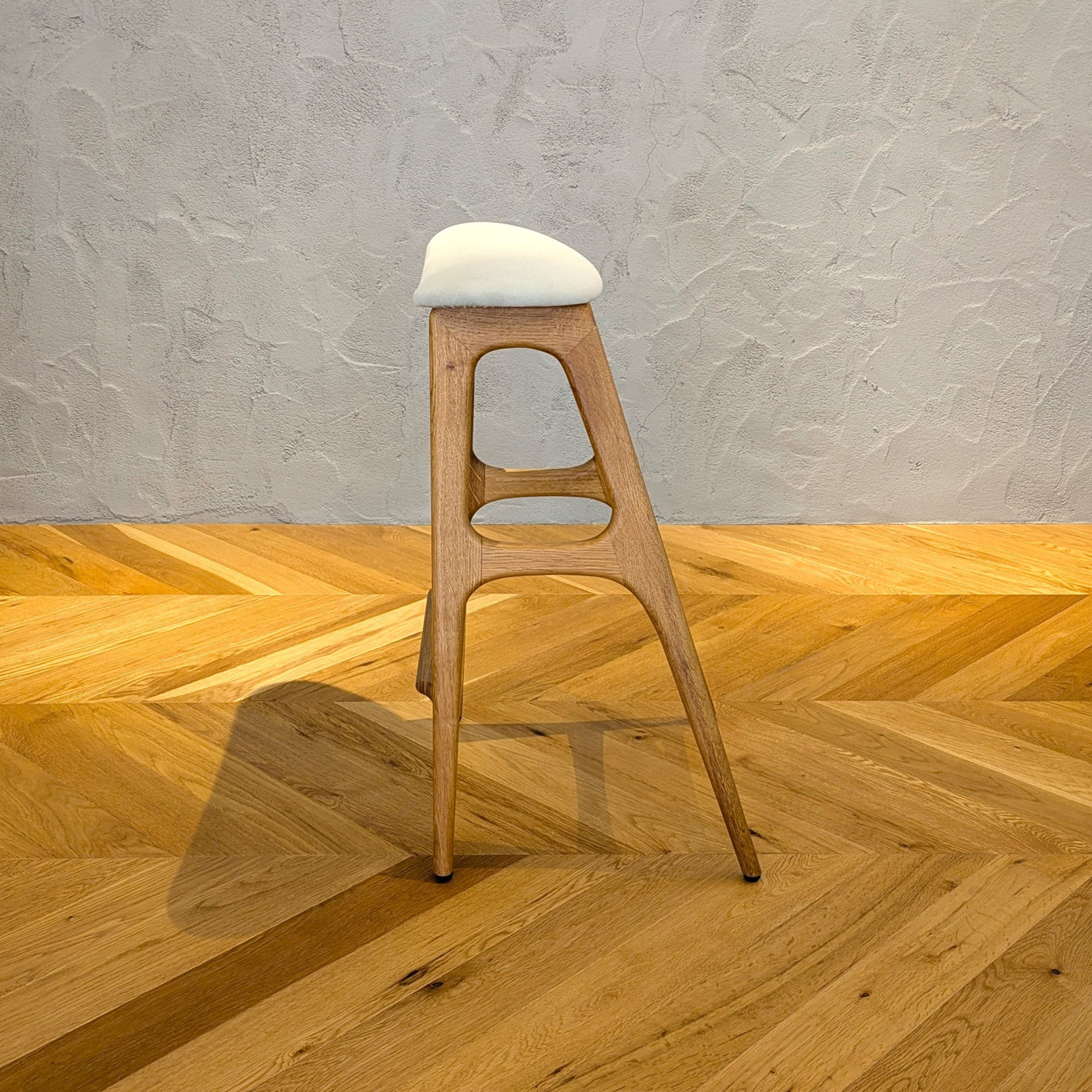 outlet yu-counter stool  / UltraSuede3914