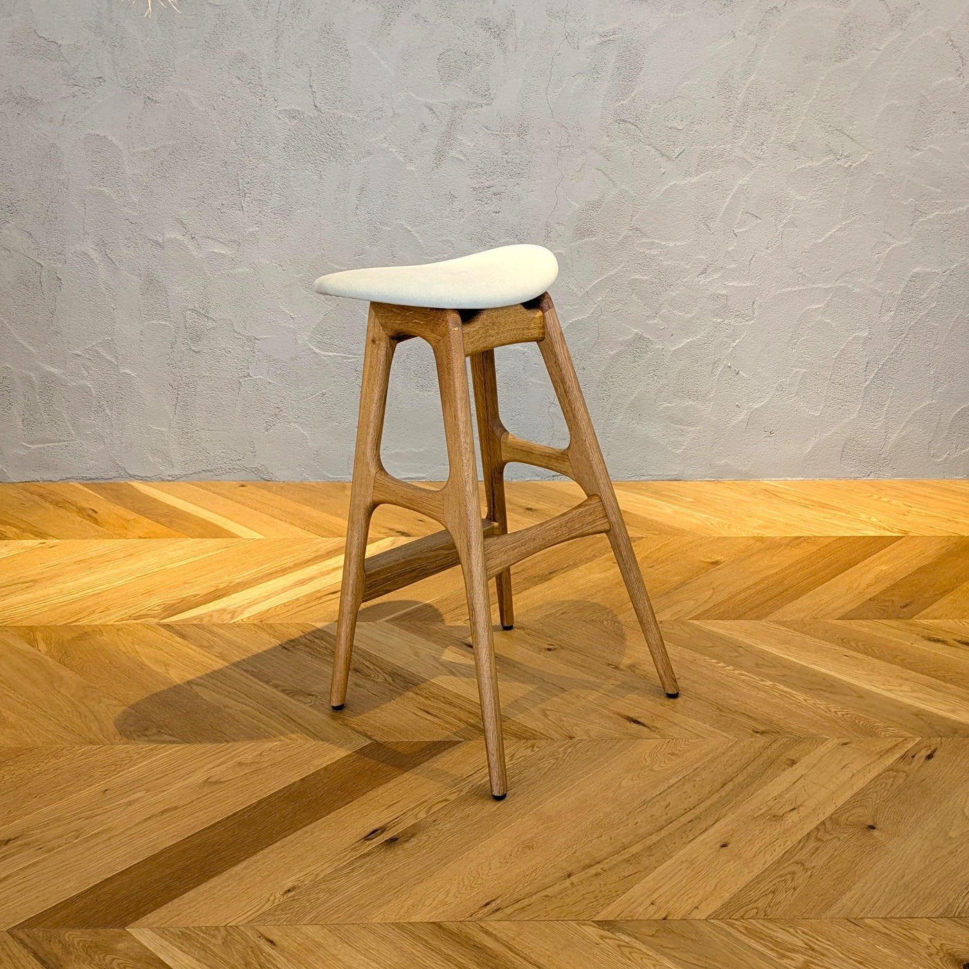 outlet yu-counter stool  / UltraSuede3914