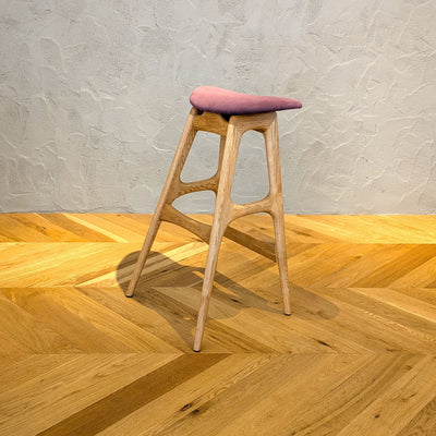 yu-counter stool  / UltraSuede6M38