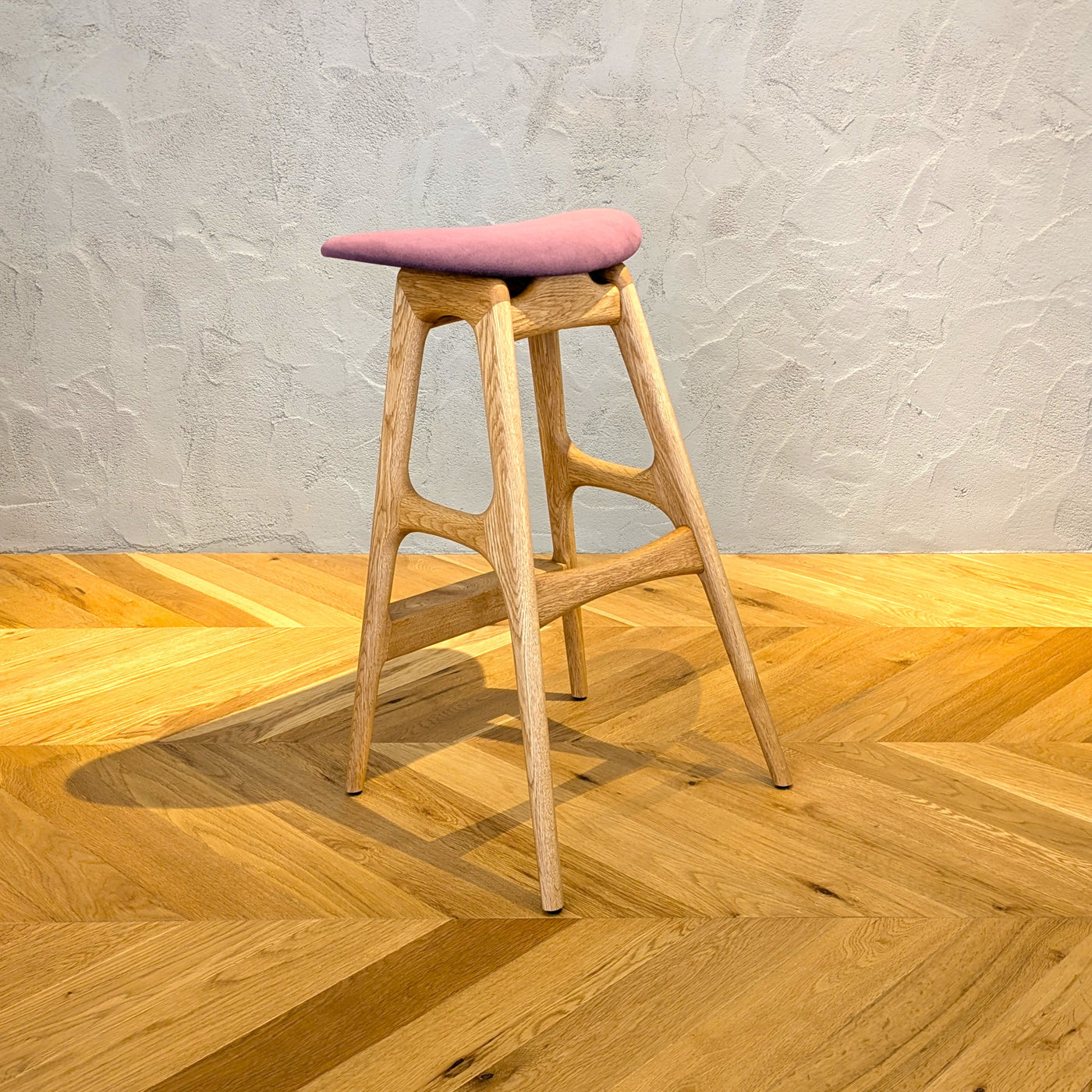 yu-counter stool  / UltraSuede6M38