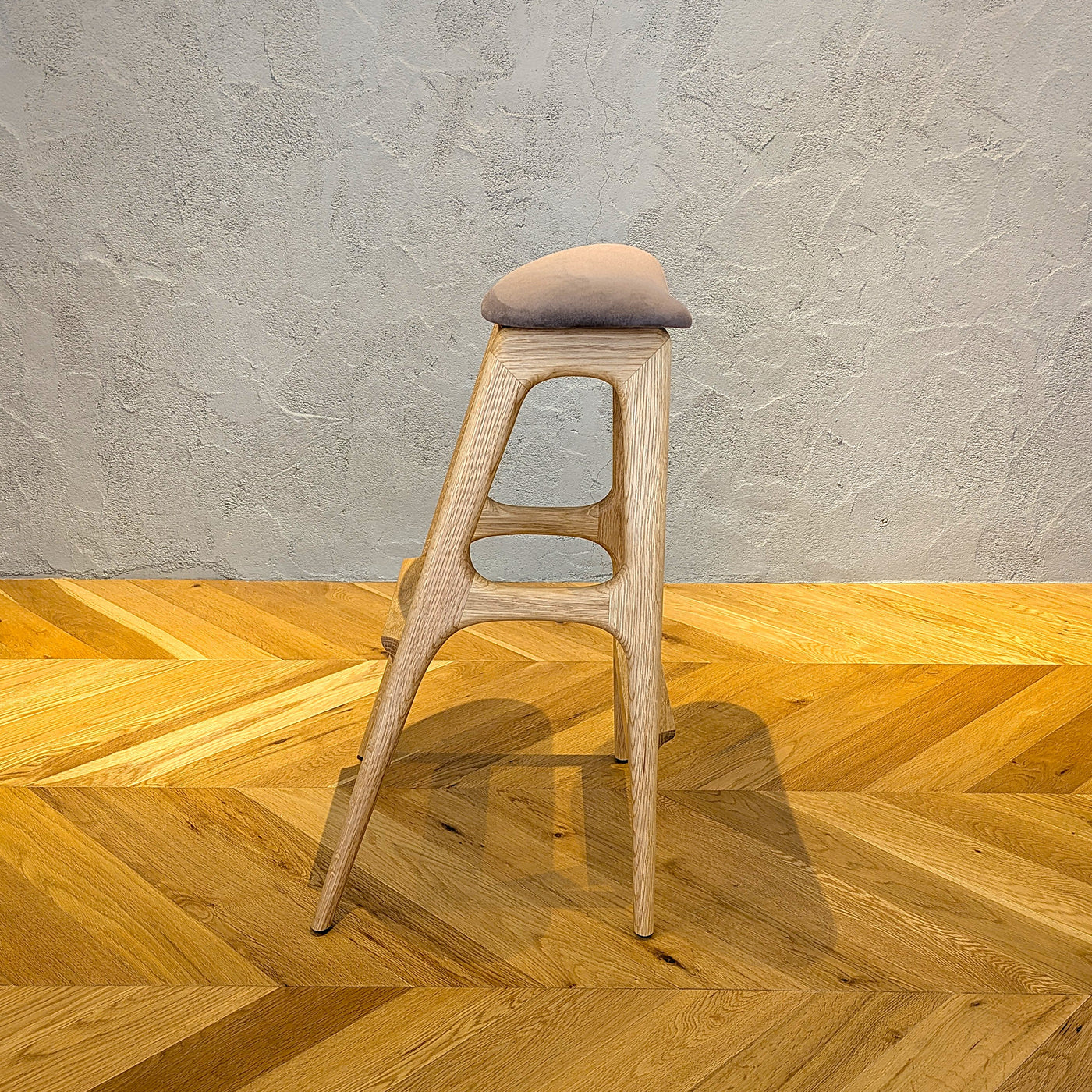 yu-counter stool step有 / UltraSuede6M48