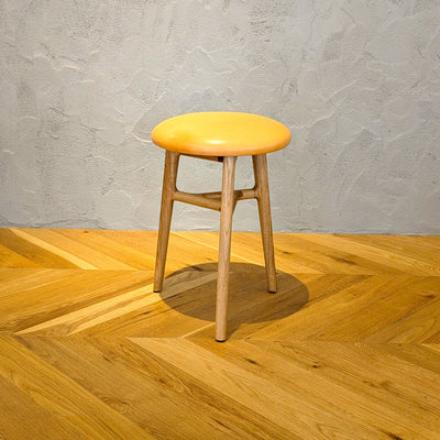 Y3 stool / oak / EL1