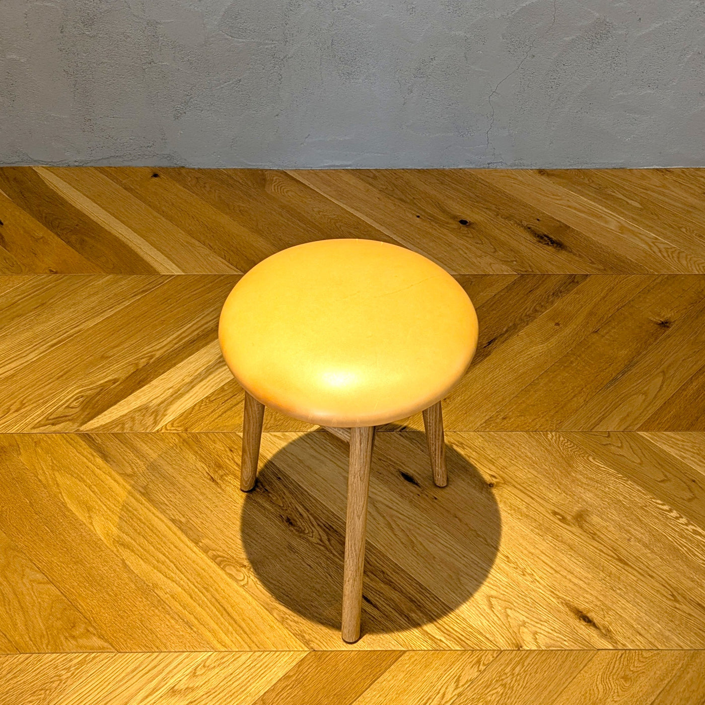 Y3 stool / oak / EL1