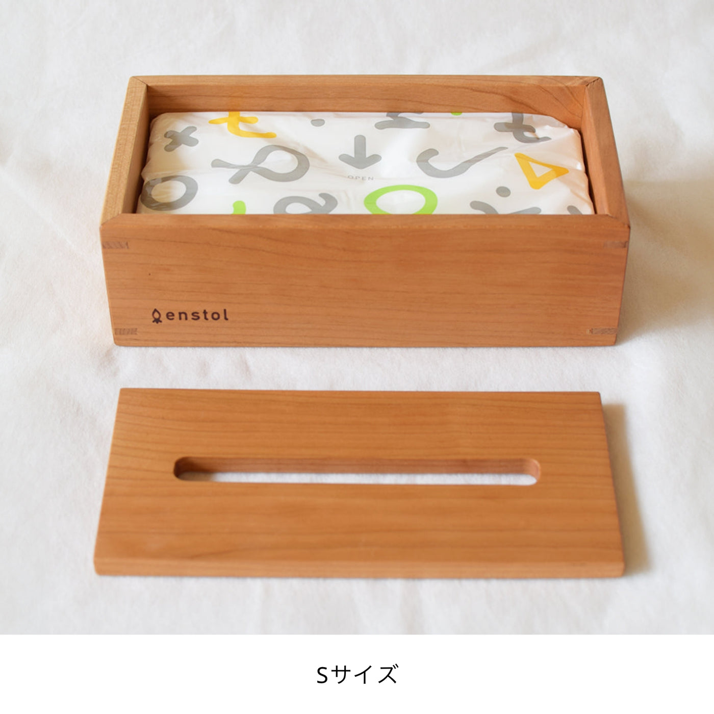 Tissue case/cherry