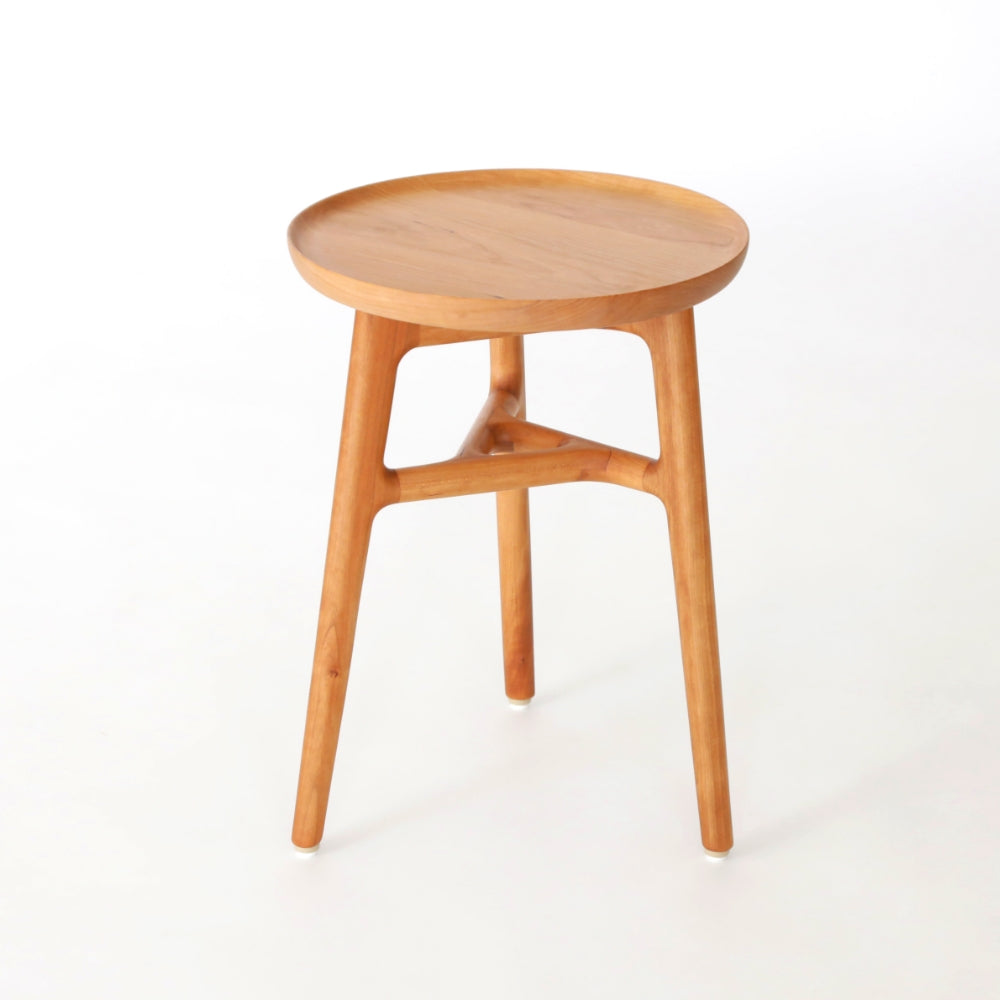 Y3 side table/cherry