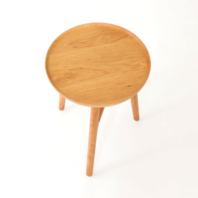 Y3 side table/cherry